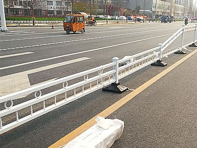 PVC道路护栏的使用寿命大概有多久
